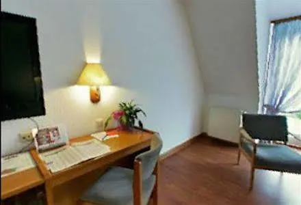 מלון Heidpark Lüneburg