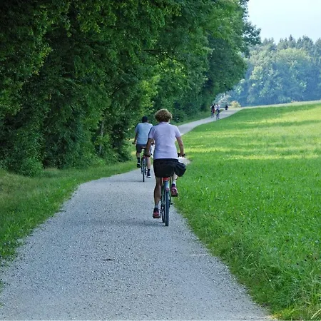 Отель Heidpark 3*